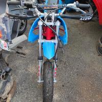 Pit bike