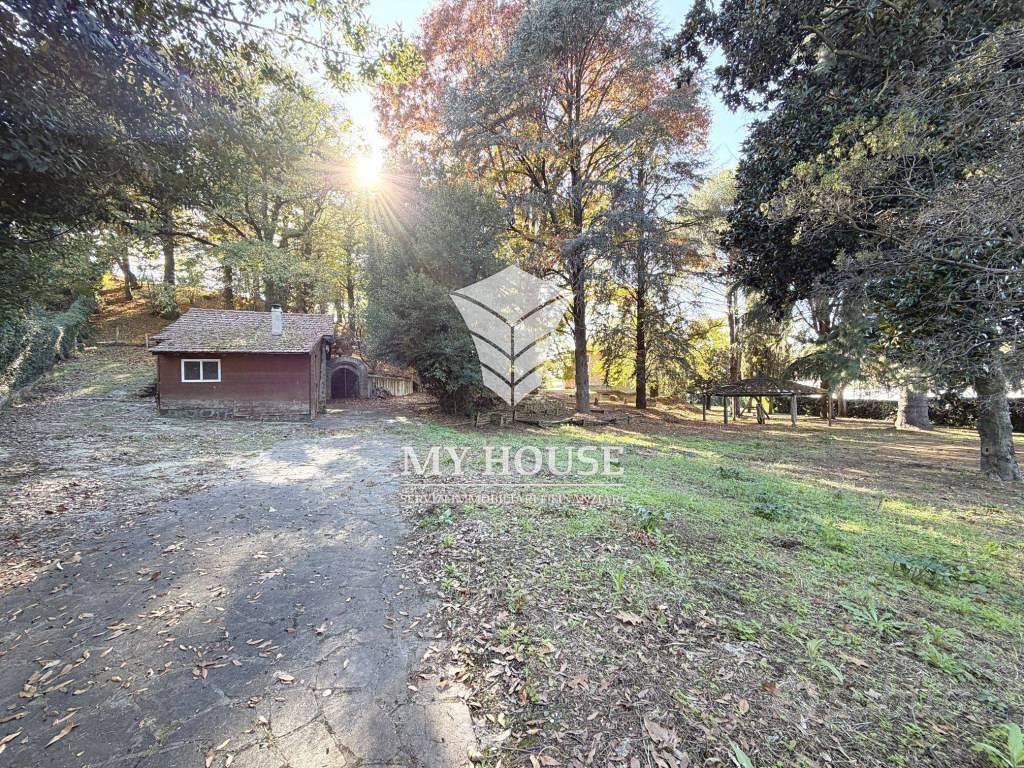 Rustico / Casale di 463 m² con più di 5 locali e b - Vista 3