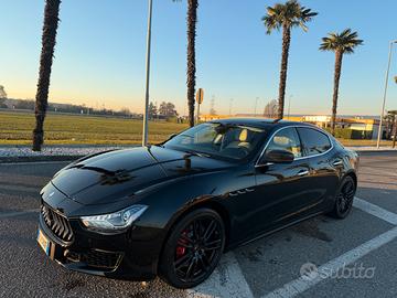 Maserati Ghibli 430cv