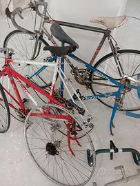 Bici corsa telai e pezzi tutto in blocco