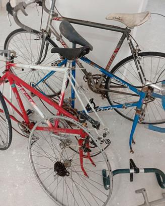 Bici corsa telai e pezzi tutto in blocco