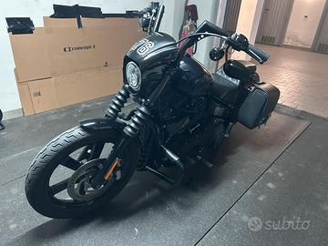 Moto street bob 114