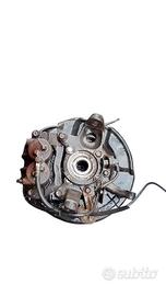 Montante anteriore sinistro Mitsubishi Pajero 3200