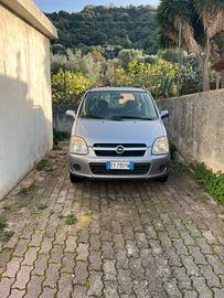 Opel agila benzina 2005