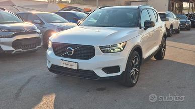 Volvo XC40 D3 AWD R-design (TETTO APRIBILE) - 2019