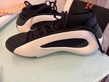 Adidas scarpe da basket harden volume 8