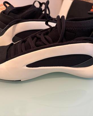 Adidas scarpe da basket harden volume 8