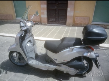 Due scooters a 1800 comprensivi di passaggi