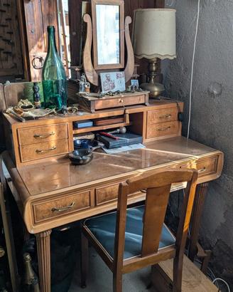 Scrittoio in radica di noce anni '50