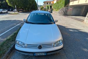 GOLF 4 Incidentata