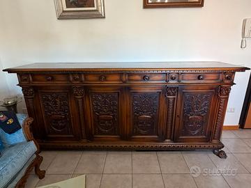 Credenza intagliata stile rinascimentale 4 ante