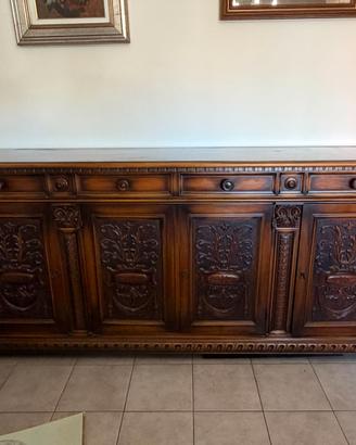Credenza intagliata stile rinascimentale 4 ante