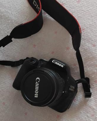 macchina fotografica Canon eos 600D