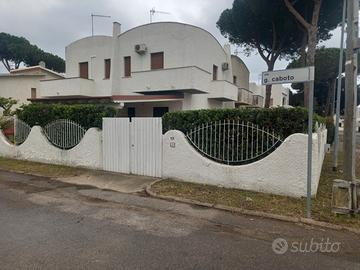 Villetta angolo zona Case Bianche