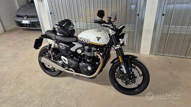 Triumph Speed Twin 1200 