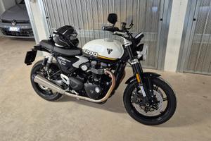 Triumph Speed Twin 1200 