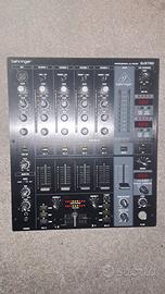 BEHRINGHER DJX 750