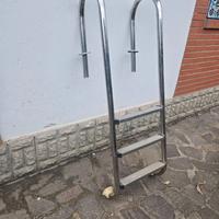 Scaletta per piscina in acciaio inox