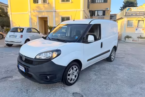 Fiat Doblo Doblò 1.4 T-Jet Natural Power PC-TN Car