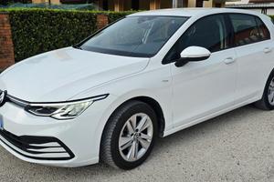 Volkswagen Golf eTSI EVO DSG - PERFETTA