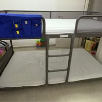 Letto a castello piu 2 materassi in schiuma