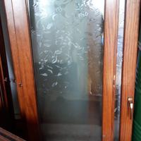 Persiane e finestre in legno