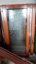 Persiane e finestre in legno