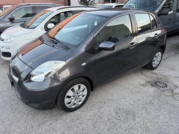 Toyota Yaris 1.3 5 porte Sol Perfetta