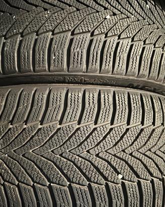 4 gomme invernali Nexen