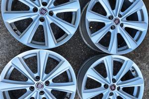 Cerchi in lega Fiat 17” originali – attacco 4 fori