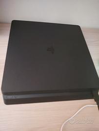 CONSOLE PS4 In buonissime condizioni