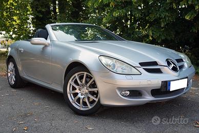 Mercedes-Benz SLK 280 V6 231CV - 2005 - CAMBIO MAN