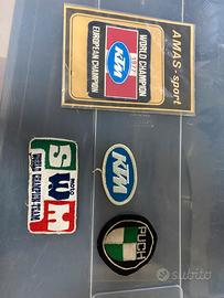 Cucirini in stoffa logo moto da regolarità anni 70