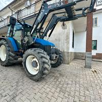 Trattore New Holland a ruote Ts 115