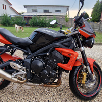 Street triple 675 r