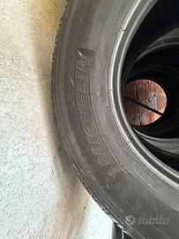 Gomme 265/70 r16