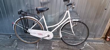 Bicicletta donna tipo Olanda ruote da 26 "