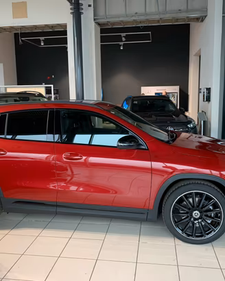 MERCEDES GLA 200d 4MATIC EDIZIONE SPECIALE COLOUR