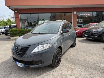 Lancia Ypsilon 1.2 69 CV 5 porte Elefantino