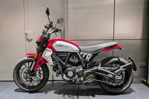 Ducati Scrambler ICON RED