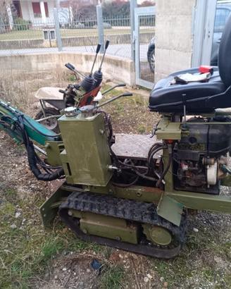 Mini escavatore da 9 quintali