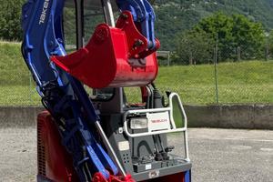 Takeuchi TB 15 FR