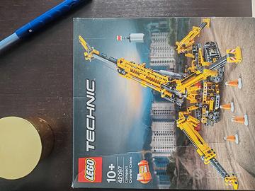 Lego Technic "Compact Crawler Crane" 42097