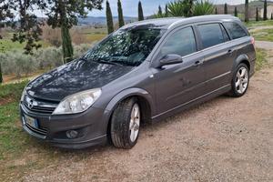 Opel astra versiune cosmo