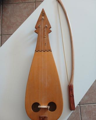 Lira Calabrese