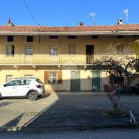 CASA SEMINDIPENDENTE A BOLLENGO