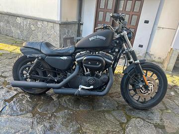Harley Davidson 883