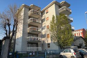 BOX A NOVATE MILANESE