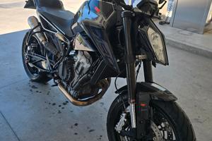 KTM 790 duke tech pack