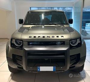 Land Rover Defender 110 - con verricello originale